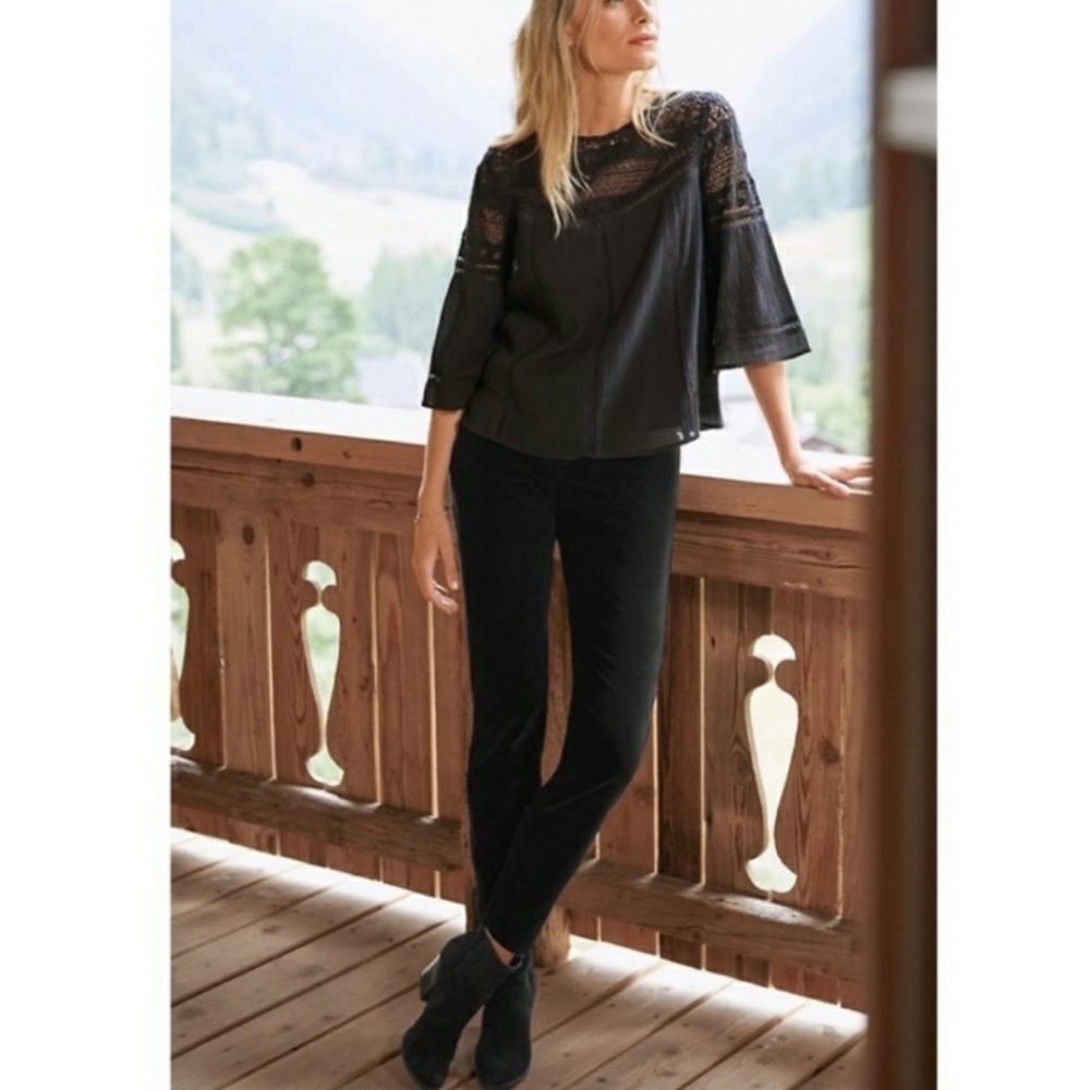 GH Black Velvet Pants 4x32"